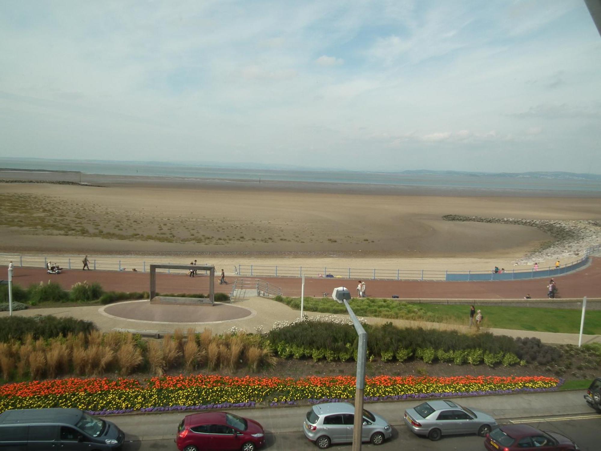 The Berkeley Morecambe Hotel Exterior photo